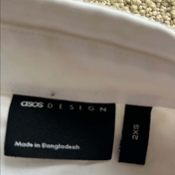 Button-Up Shirts - Picture 8 of 9